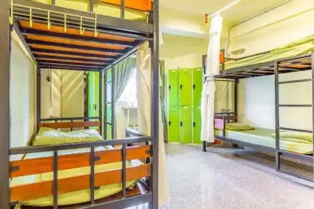 OYO 928 Leaf Hostel - 35