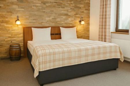 Mosel& Restaurant Zur Traube Gmbh - 36