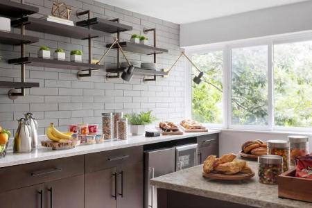 Deltas Burlington - 9