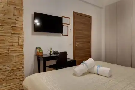 Little Rhome Suites - 23