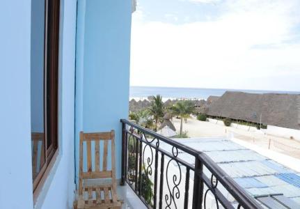Mocco Beach Villa - 32