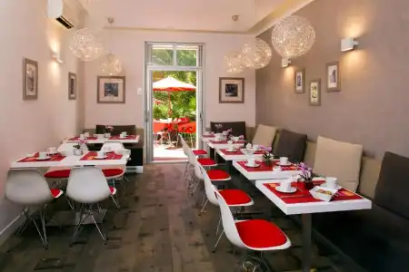 Hôtel des Arceaux - 8