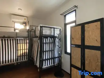 Sherloft Home & Hostel - 36