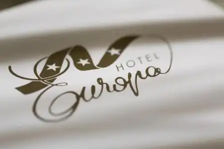 Europa - 81