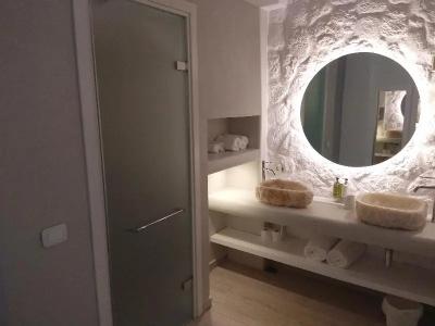 Petri Suites Santorini - 34