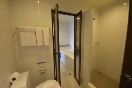 Sakorn Residence and - 84