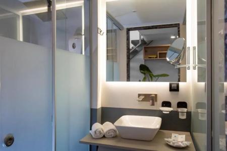 Pearl SeaBreeze Suites - 37