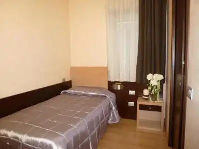 E H Suites Rome Airport - 25