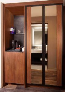 Grand Hyatt - 52