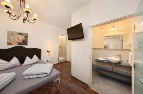 Garni Villa Tyrol - Adults Only - 82