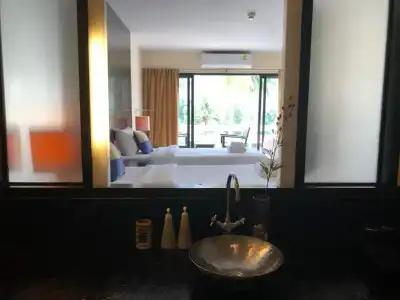 Amarin Samui - 28