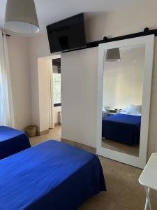 Hostal Moscatel - 77