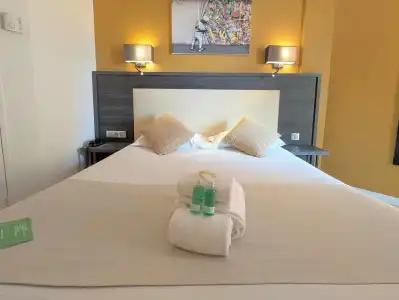 Hôtel le Collier - 84