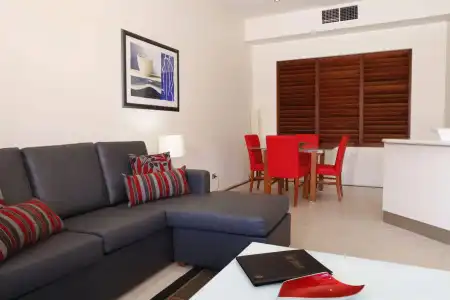 Saltwater Luxury Apartments - 42