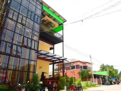 Baan Taklom Chomtalay - 0