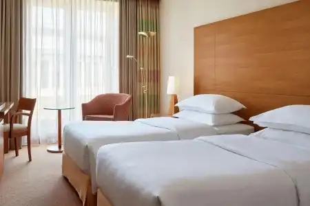 Sheraton Duesseldorf Airport - 46