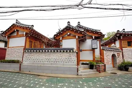 Hanok 24 Guesthouse Gyeongbokgung - 64