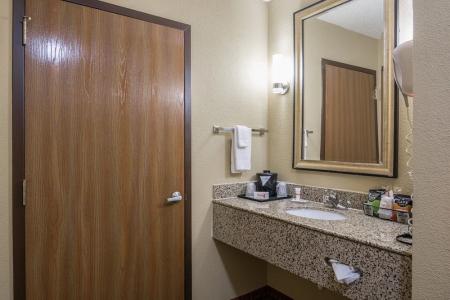 Red Roof Inn & Suites Little Rock - 83