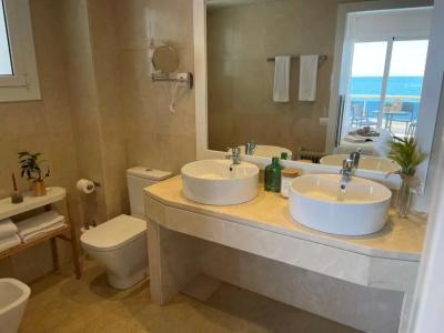 Mediterraneo Seaview Apartment - 95