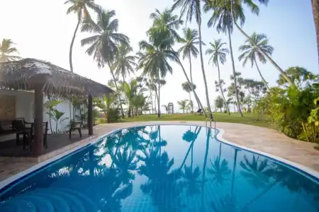 Lanka Beach Bungalows - 123