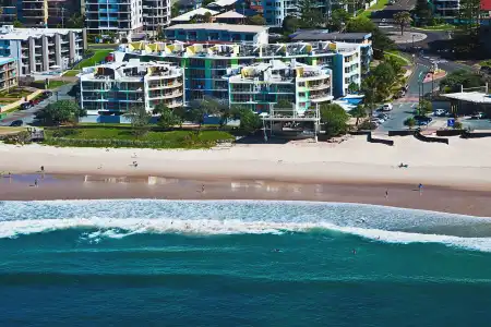 Rolling Surf Resort - 17