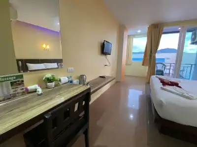 77 Patong & Spa - 110