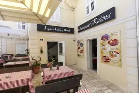 Jupiter Luxury - 27