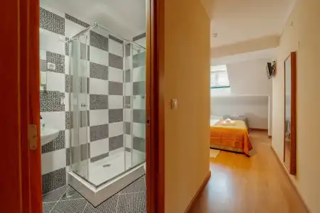 DownTown Guest House - 127