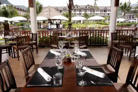 Sunprime Kamala Beach - 28