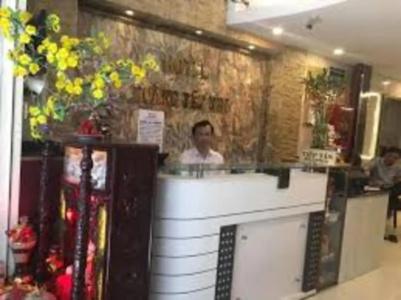 Hoang Yen Nhi - 10