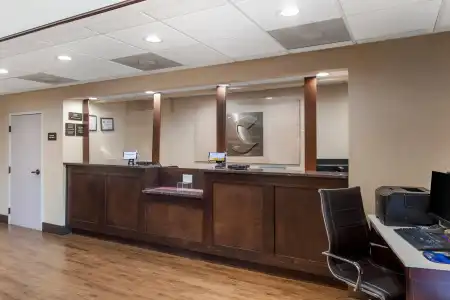 Comfort Suites Raleigh Walnut Creek - 3