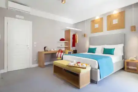 La Piazzetta Guest House - 91