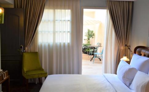 Carmella Boutique - Spa & Shelter Access - 3