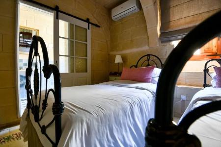 Maria's B&B - 4