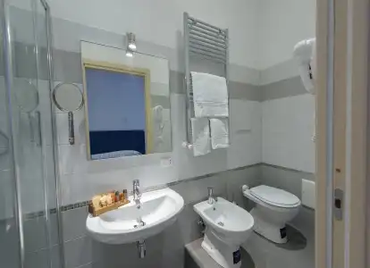 La Grande Bellezza Guesthouse Rome - 8