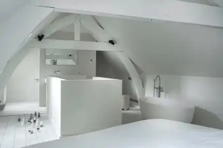 Kazerne - 48