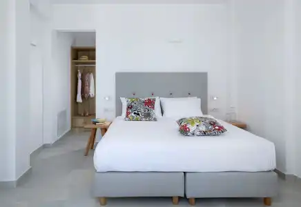 Aperanto Suites - 4