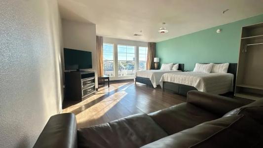 MainStay Suites Las Vegas Flamingo - 49
