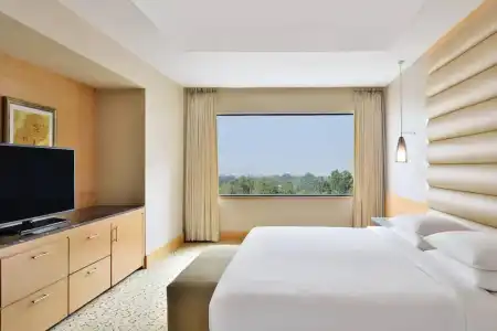 Courtyard by Marriott Chennai - 84
