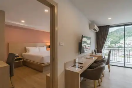 New Square Patong - 53