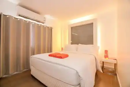 The Original Orange Rooms - 32