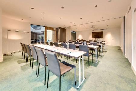 Occidental Diagonal 414 - 25