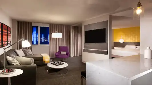 Hyatt Regency Los Angeles International Airport - 2