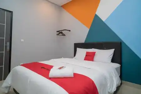 RedDoorz Near Sindu Kusuma Edupark 3 - 17
