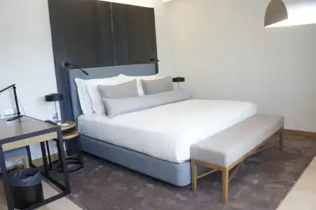 Neya Porto - 28