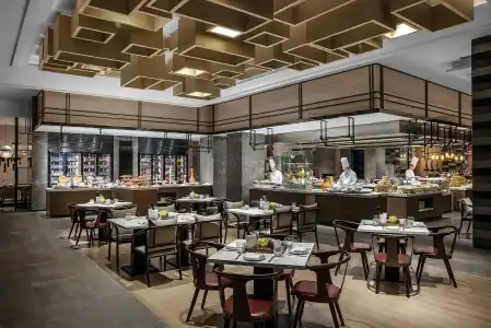 Shanghai Marriott Kangqiao - 23