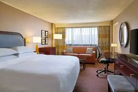 Sheraton North Houston at George Bush Intercontinental - 57