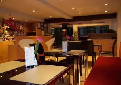 Paradiso Boutique Suites - 14