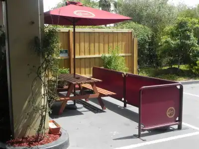 St Georges Motor Inn - 33