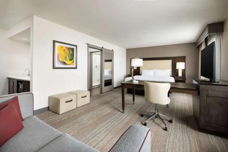 Hampton Inn & Suites Napa - 61